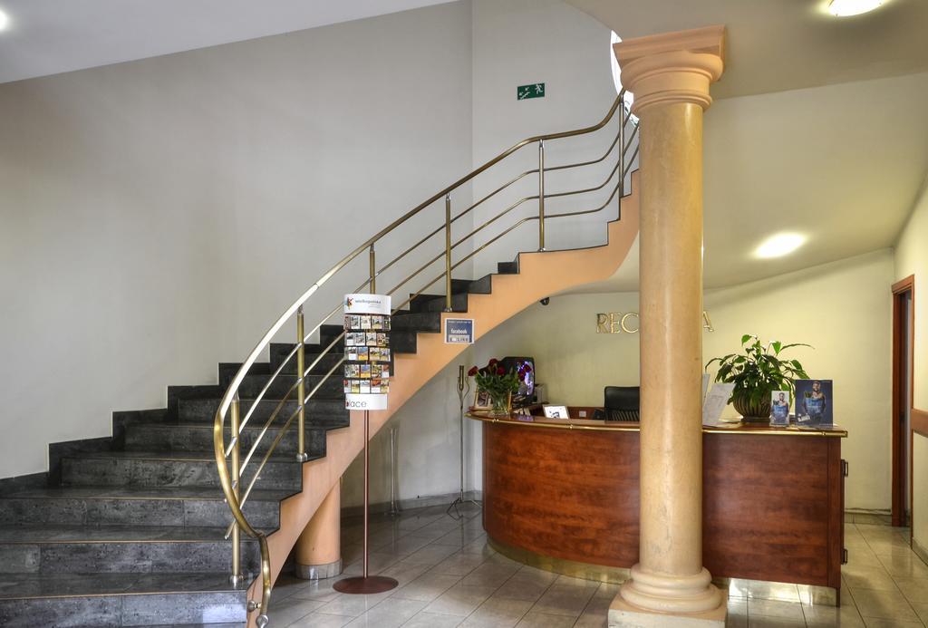 Hotel Calisia Kalisz Exterior foto